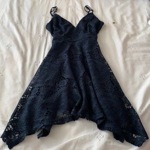 V-Neck Navy Blue Lace Dress Size S